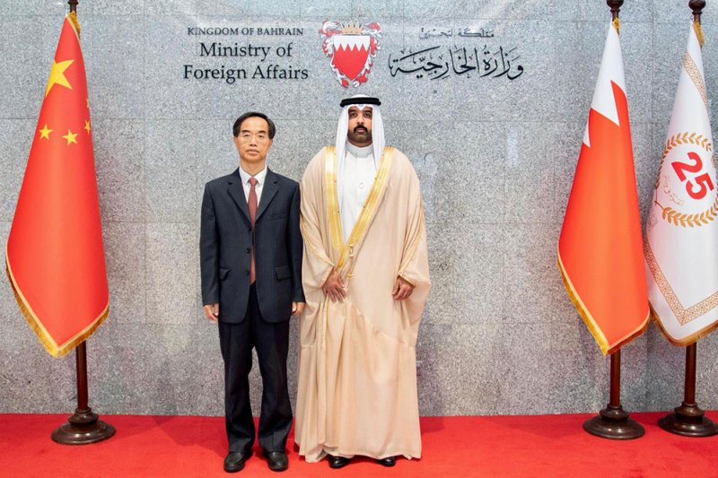 وكيل الخارجية للشؤون القنصلية والإدارية يستقبل نائب وزير دائرة العلاقات الخارجية للجنة المركزية للحزب الحاكم في جمهورية الصين