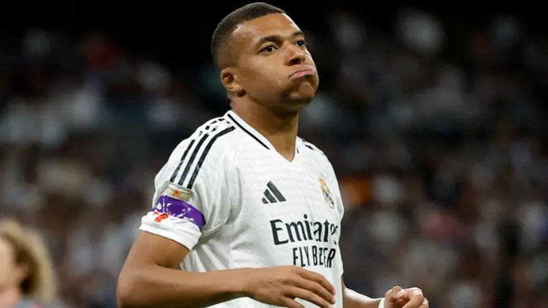 إصابة مبابي قبل قمة ريال مدريد وأتلتيكو