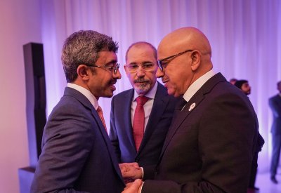 الزياني يؤكد عمق العلاقات الوثيقة مع الإمارات