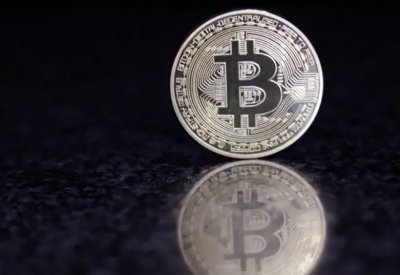 دبي تعتمد قواعد أكثر صرامة لتسويق استثمارات العملات المشفرة