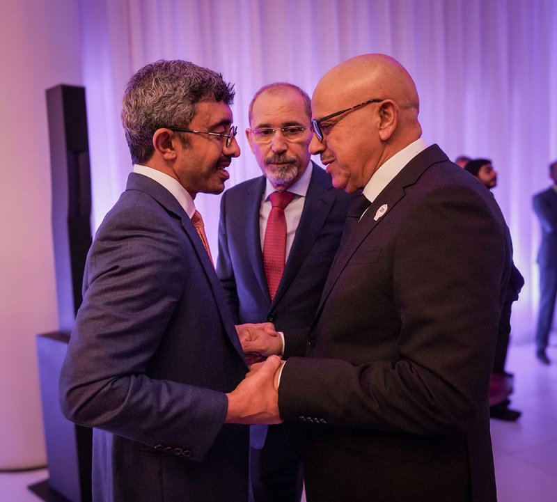 الزياني يؤكد عمق العلاقات الوثيقة مع الإمارات