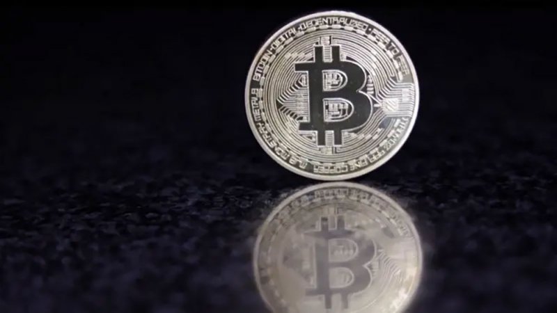 دبي تعتمد قواعد أكثر صرامة لتسويق استثمارات العملات المشفرة