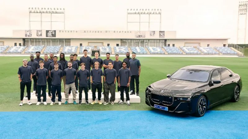 قبل مواجهة أتلتيكو.. سيارة جديدة لكل لاعب في ريال مدريد