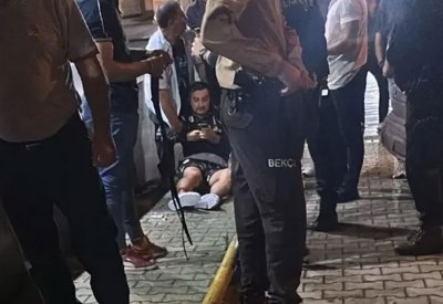 بالصور: مهاجم تركيا يتعرض لإطلاق نار في إسطنبول