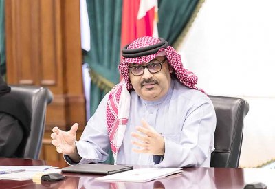 أنتظر اتصالا يبشرني بقبولي كمعلمة بعد انتظار 18 عاما