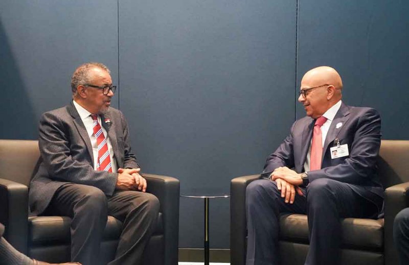 وزير الخارجية يجتمع مع المدير العام لمنظمة الصحة العالمية  