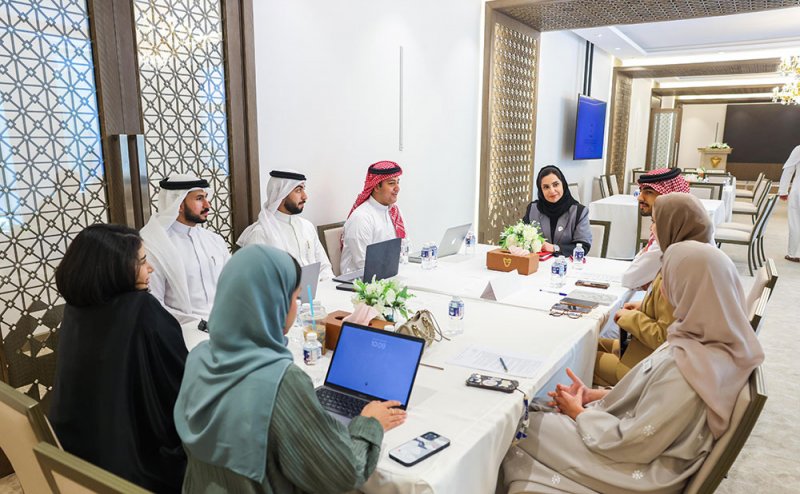 بالصور: أعضاء "الشورى" يشاركون في حوارات الطاولة المستديرة مع 40 شاب وشابة ضمن برنامج "الشاب البرلماني 2024"