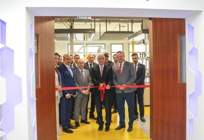 الجامعة الأمريكية بالبحرين تفتتح مختبرها "ICE" الجديد لتعزيز الابتكار الهندسي