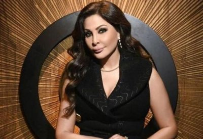 إليسا تلغي حفلها تضامنا مع لبنان