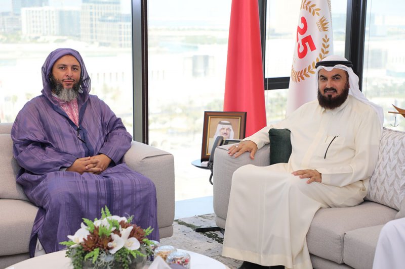 رئيس مجلس الأوقاف السنية يستقبل فضيلة الشيخ الدكتور سعيد بن محمد الكملي من المملكة المغربية الشقيقة