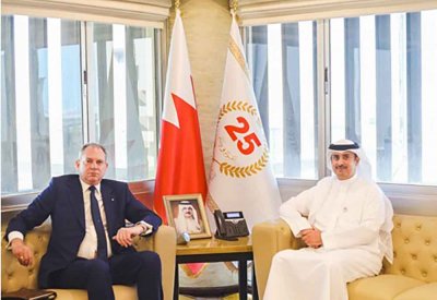 وزير العدل والشؤون الإسلامية والأوقاف يستعرض برامج التعاون العدلي مع السفير الإيطالي