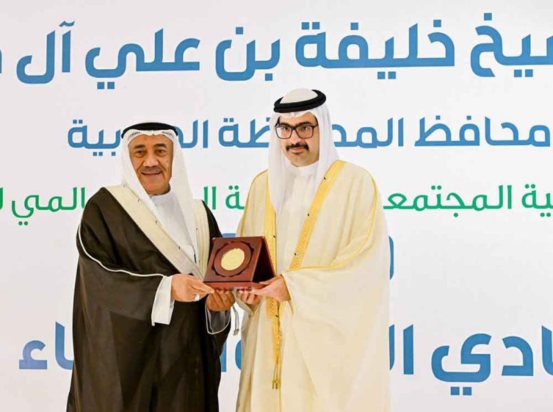 سمو محافظ الجنوبية يحضر احتفاء المحافظة ومؤسسة مركز عـبدالله بن خالد لرعاية الوالدين