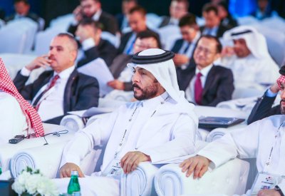 وزارة الصناعة والتجارة تشارك في منتدى الأعمال "الذكاء الاصطناعي ونماذج الأعمال الجديدة"