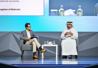 وزير المالية: القطاع المالي في البحرين حقق نمواً مضطرداً بفضل كفاءة أبناء الوطن