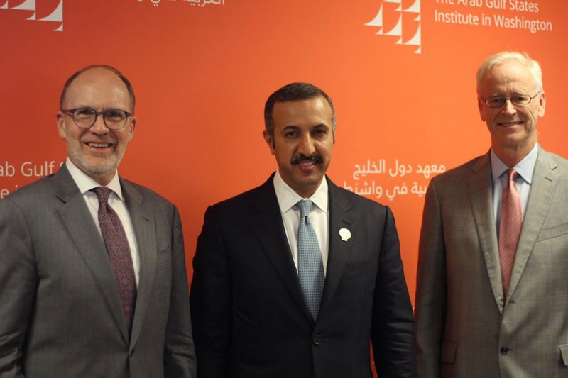 وكيل وزارة الخارجية للشؤون السياسية يستعرض العلاقات البحرينية الأمريكية وآفاق عملية السلام بمعهد دول الخليج العربية في واشنطن