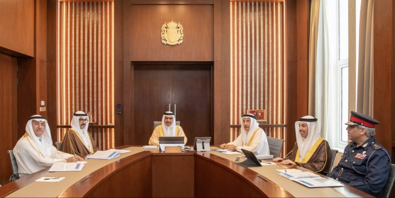 وزير الداخلية: التحديات الراهنة تتطلب التكاتف والتلاحم والمحافظة على النسيج المجتمعي