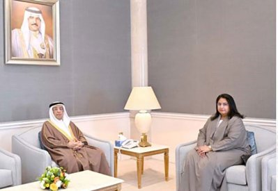 سمو الشيخ محمد بن مبارك يستقبل المدير العام لمعهد الإدارة العامة