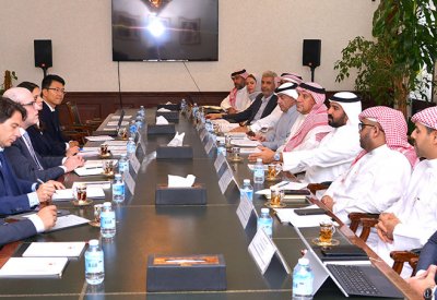 وكيل "العمل" يلتقي وفد البعثة الاستشارية لصندوق النقد الدولي