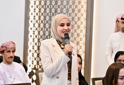 المشاركون في الملتقى العربي للإعلام البرلماني يطلعون على تجربة مجلسي الشورى والنواب في توظيف الذكاء الاصطناعي