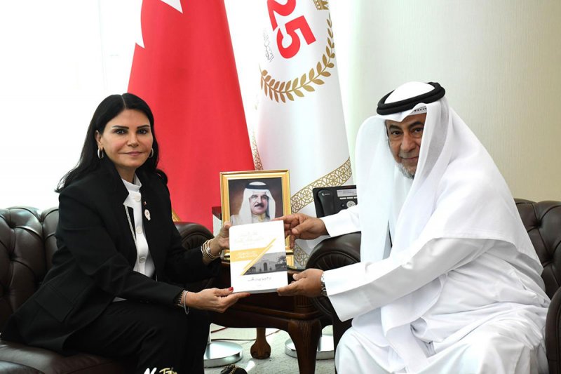 كتاب الجيب يلخص المسيرة المتميزة للعمل البرلماني