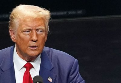 ترامب يهاجم بايدن ويدعو للسماح لإسرائيل بضرب "نووي إيران"