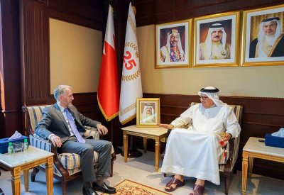 وزير الخارجية يستقبل سفير المملكة المتحدة لدى مملكة البحرين
