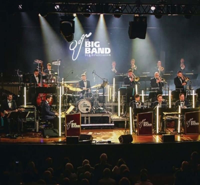 فرقة "بيغ باند" تحتفي بذكرى "سقوط جدار برلين والوحدة الألمانية والصداقة البحرينية الألمانية"