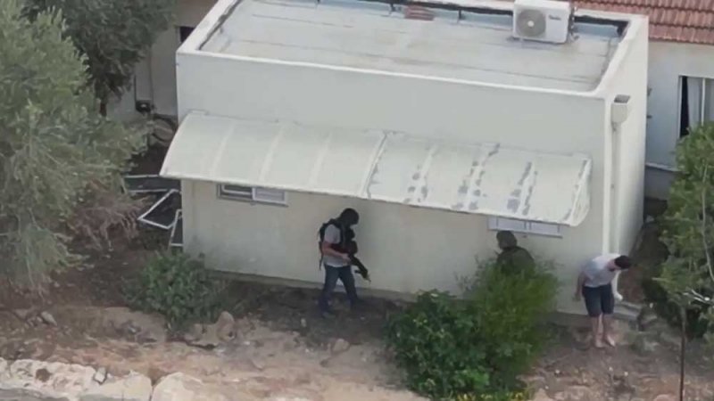 الجيش الإسرائيلي يبث لقطات لم تنشر لهجوم السابع من أكتوبر