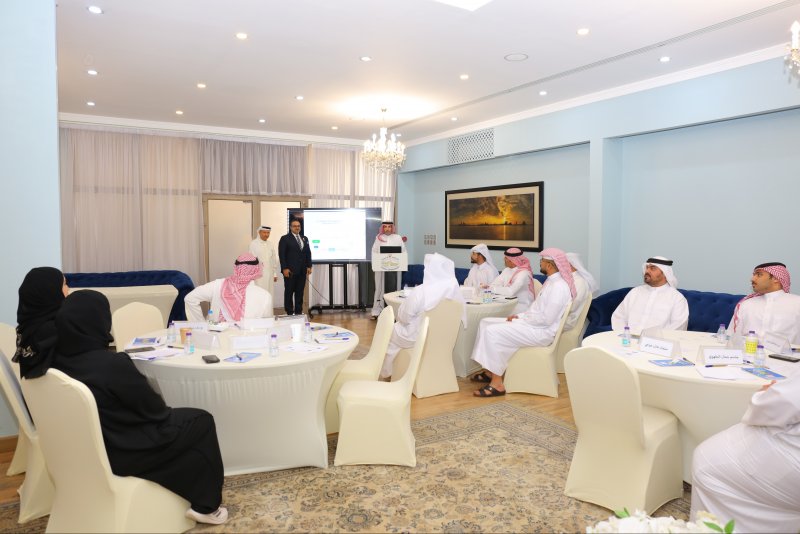محافظ العاصمة يفتتح دورة النموذج المفاهيمي لفاعلية نقل المعرفة والمهارات