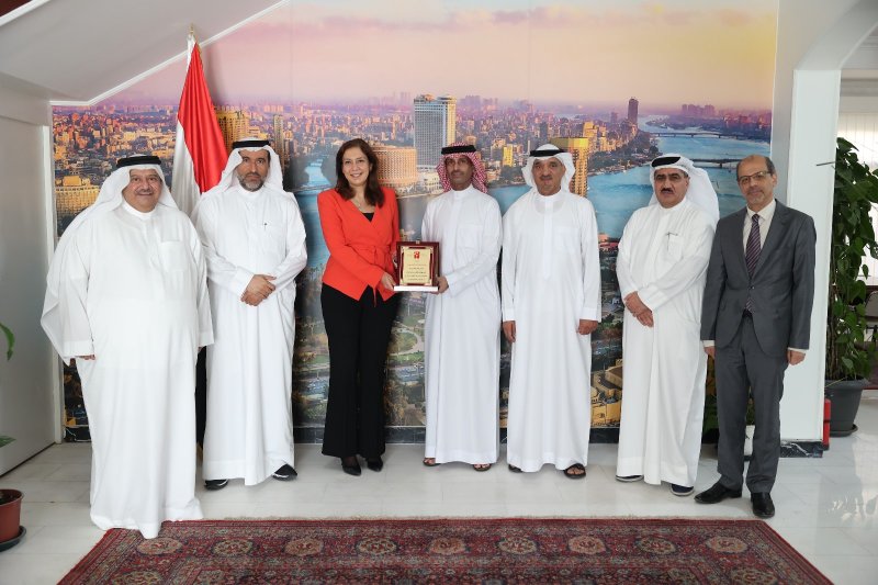رجال الأعمال البحرينية تبحث فرص تنمية الروابط التجارية مع مصر