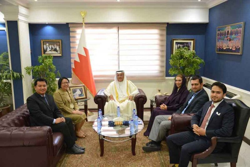 محافظ الشمالية يستقبل سفيرة الفلبين لدى المملكة