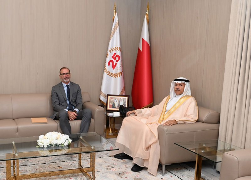 وكيل وزارة الداخلية لشئون الجنسية والجوازات والإقامة يستقبل سفير ألمانيا لدى البحرين