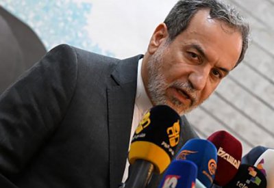 وزير الخارجية إلإيراني: لا خطوط حمراء في الدفاع عن مصالحنا