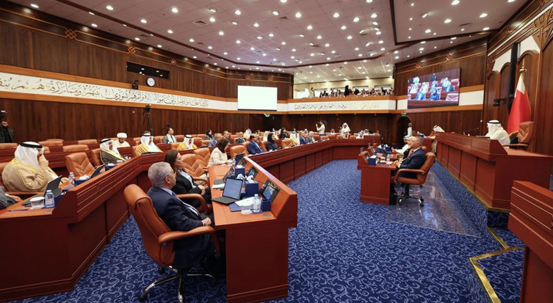 فخرو نائب أول والفاضل نائب ثاني لرئيس مجلس الشورى بالتزكية
