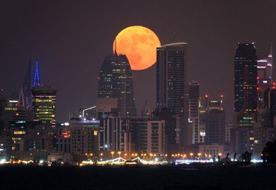 سماء المملكة على موعد مع "قمر الصيادين العملاق" الخميس المقبل