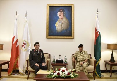 رئيس هيئة الأركان يستقبل رئيس الوفد التركي في اللجنة العسكرية البحرينية التركية المشتركة
