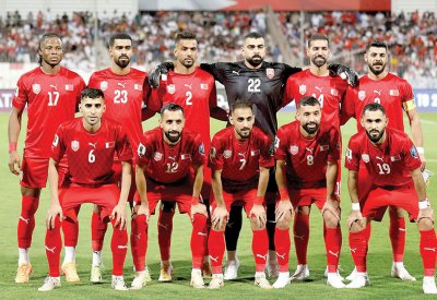 "الأحمر" يظفر بنقطة ثمينة من السعودية