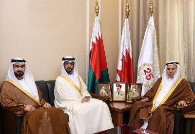 وزير شؤون الدفاع يستقبل سفير دولة الإمارات العربية المتحدة الشقيقة لدى مملكة البحرين