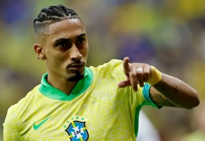 بعد إصابة يامال.. برشلونة "سعيد" بتألق رافينيا مع البرازيل