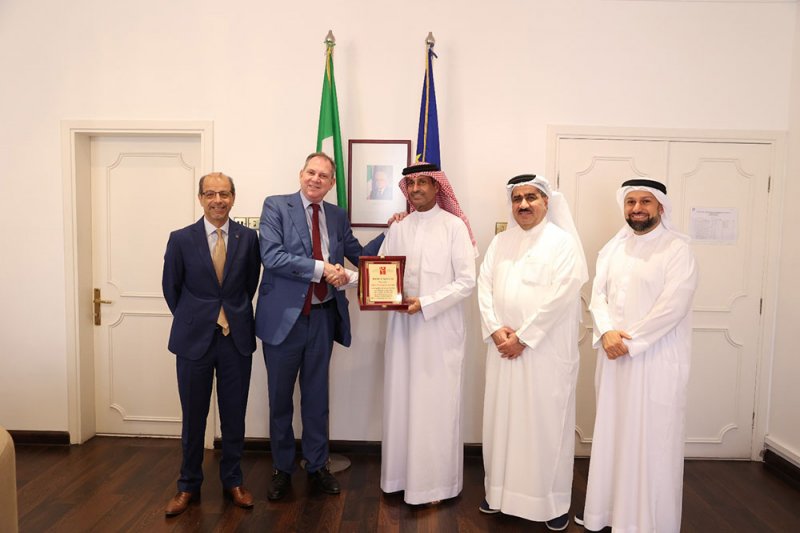 جمعية رجال الأعمال تؤكد على المضي قدماً في تعزيز التعاون التجاري مع جمهورية إيطاليا
