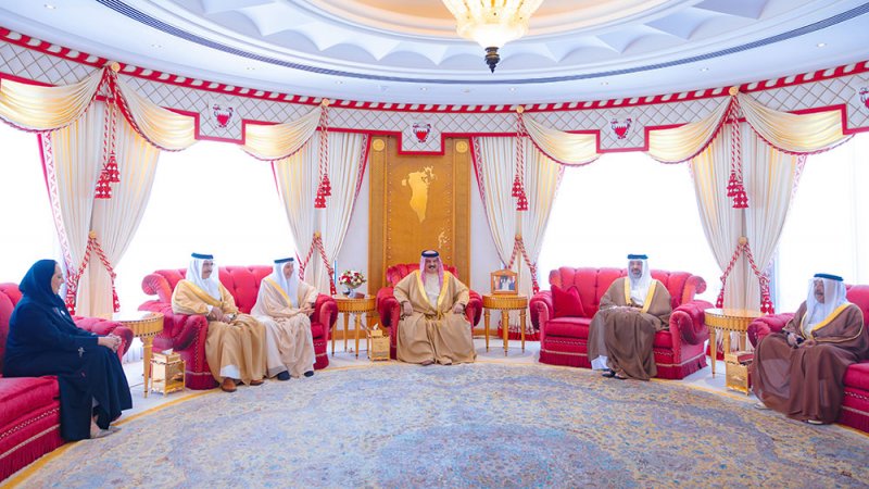 جلالة الملك المعظم يطلع على مستجدات مشروع تطوير مدينة المحرق بما يحفظ هويتها الثقافية والتاريخية