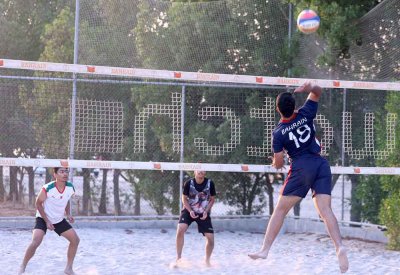 16 لاعباً يمثلون منتخب البحرين المدرسي لكرة الطاولة