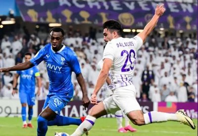 الهلال يثأر من العين في مباراة جنونية