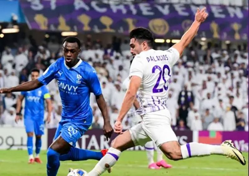 الهلال يثأر من العين في مباراة جنونية
