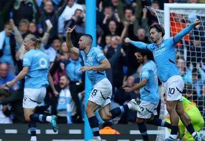 أسطورة ليفربول: مانشستر سيتي الأوفر حظاً للفوز بالدوري