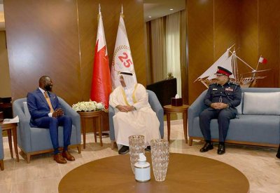 وكيل وزارة الداخلية يستقبل رئيس البعثة الإقليمية للجنة الدولية للصليب الأحمر لدول مجلس التعاون