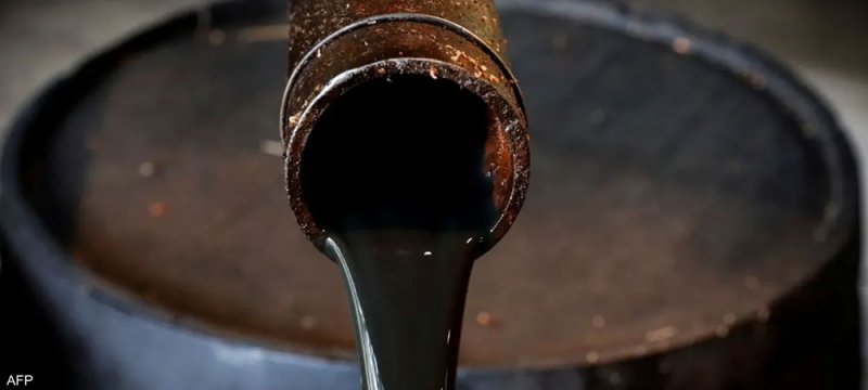 أسعار النفط تتراجع بفعل مخاوف الطلب الصيني