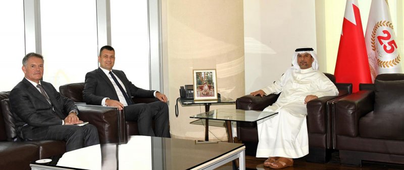 ‎ وزير النفط والبيئة يجتمع مع المدير العام والرئيس التنفيذي للمعهد الدولي للدراسات الاستراتيجية