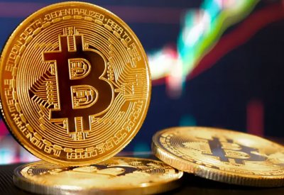 "بيتكوين".. ساعات حاسمة مع بدء التصويت في الانتخابات الأميركية