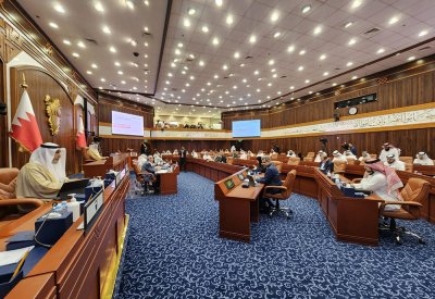 “البحرنة” و“عقود التوظيف” على بســاط النقــاش بنــوفمبــر